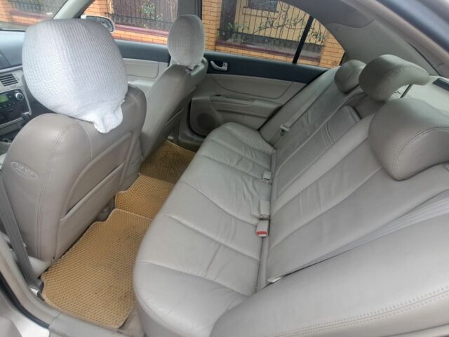 Бежевый Хендай НФ, объемом двигателя 2.4 л и пробегом 213 тыс. км за 6000 $, фото 9 на Automoto.ua