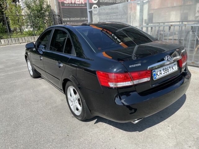 Черный Хендай НФ, объемом двигателя 3.3 л и пробегом 470 тыс. км за 5500 $, фото 2 на Automoto.ua