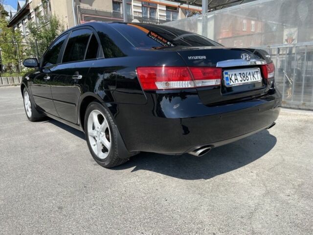 Черный Хендай НФ, объемом двигателя 3.3 л и пробегом 470 тыс. км за 5500 $, фото 4 на Automoto.ua