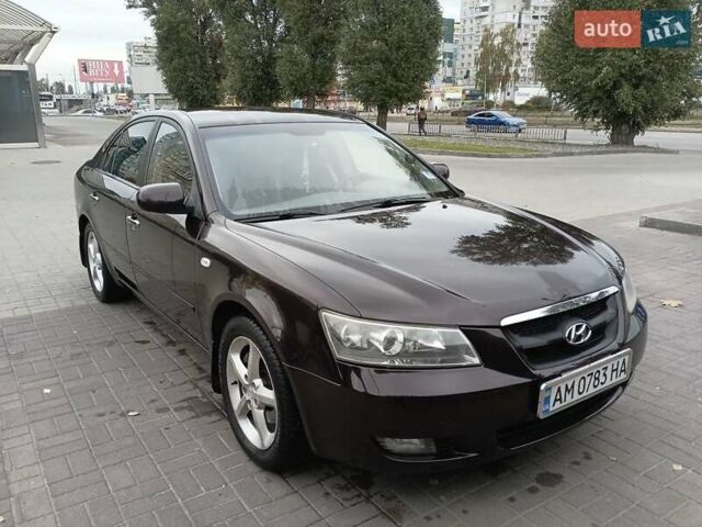 Червоний Хендай НФ, об'ємом двигуна 2.4 л та пробігом 254 тис. км за 6000 $, фото 7 на Automoto.ua