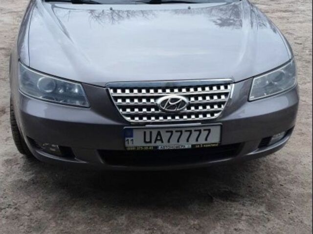Серый Хендай НФ, объемом двигателя 2.4 л и пробегом 290 тыс. км за 5000 $, фото 2 на Automoto.ua