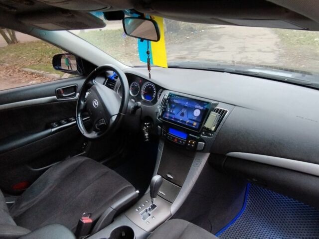 Синий Хендай НФ, объемом двигателя 2 л и пробегом 260 тыс. км за 6600 $, фото 3 на Automoto.ua