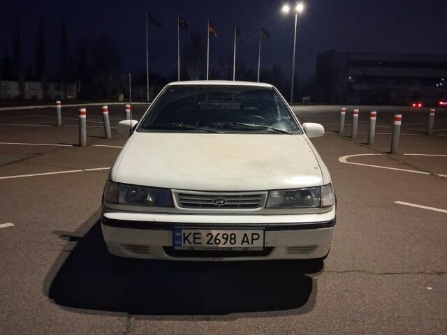 Белый Хендай Пони, объемом двигателя 1.5 л и пробегом 230 тыс. км за 2000 $, фото 1 на Automoto.ua