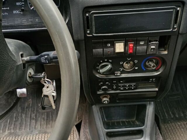 Хендай Пони 1992 в Александрие на Automoto.ua Белый Хендай Пони, объемом двигателя 1.5 л и пробегом 1 тыс. км за 1000 $, фото 1 на Automoto.ua