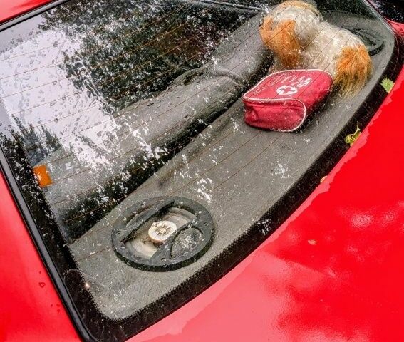 Красный Хендай Пони, объемом двигателя 1.3 л и пробегом 339 тыс. км за 700 $, фото 8 на Automoto.ua