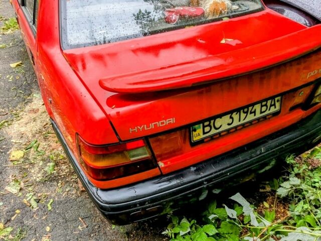 Красный Хендай Пони, объемом двигателя 1.3 л и пробегом 339 тыс. км за 700 $, фото 9 на Automoto.ua