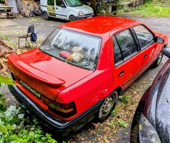 Красный Хендай Пони, объемом двигателя 1.3 л и пробегом 339 тыс. км за 800 $, фото 2 на Automoto.ua