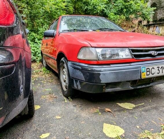 Красный Хендай Пони, объемом двигателя 1.3 л и пробегом 339 тыс. км за 700 $, фото 11 на Automoto.ua