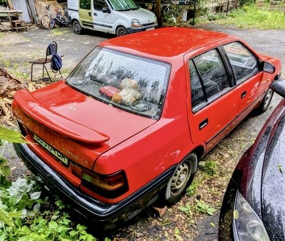 Красный Хендай Пони, объемом двигателя 1.3 л и пробегом 339 тыс. км за 700 $, фото 5 на Automoto.ua