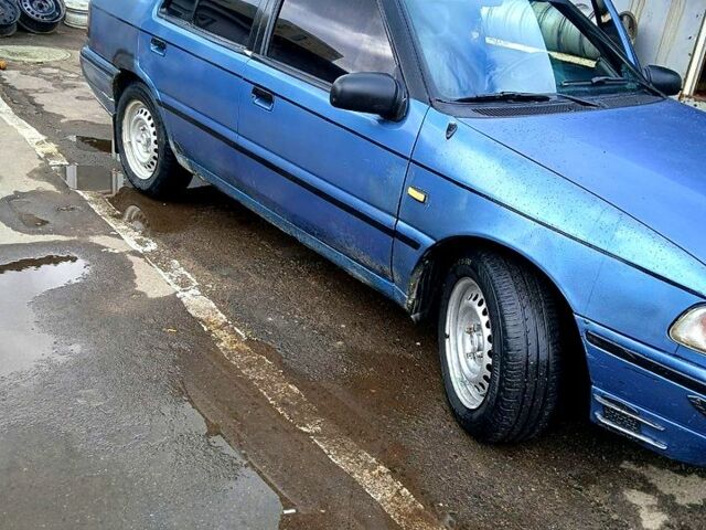 Хендай Пони, объемом двигателя 1.5 л и пробегом 0 тыс. км за 250 $, фото 6 на Automoto.ua