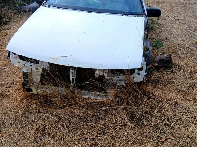 Хендай Пони, объемом двигателя 1.5 л и пробегом 0 тыс. км за 1000 $, фото 2 на Automoto.ua
