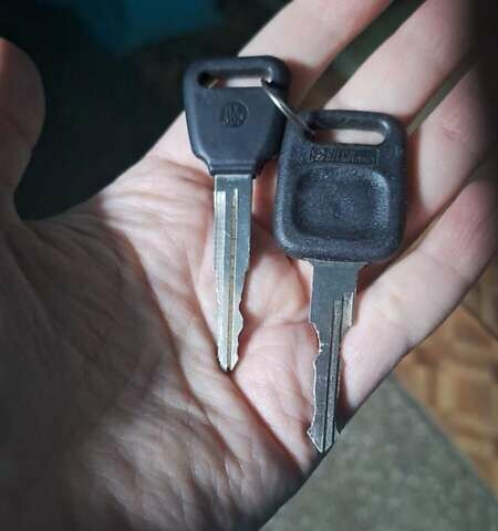 Сірий Хендай Поні, об'ємом двигуна 1.5 л та пробігом 200 тис. км за 1200 $, фото 14 на Automoto.ua