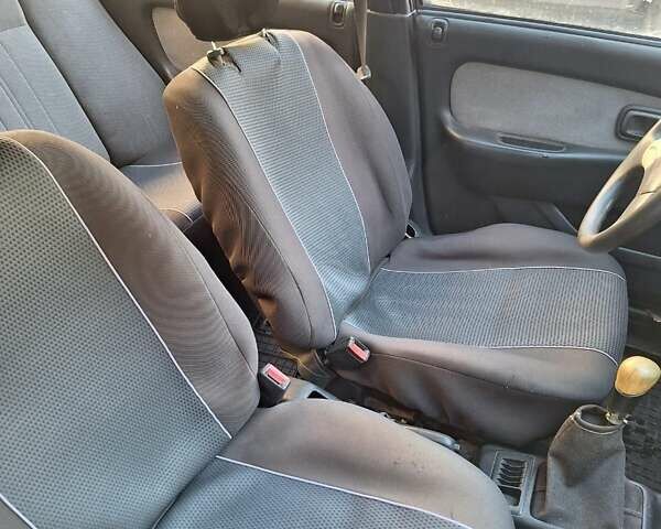 Сірий Хендай Поні, об'ємом двигуна 1.5 л та пробігом 200 тис. км за 1200 $, фото 11 на Automoto.ua