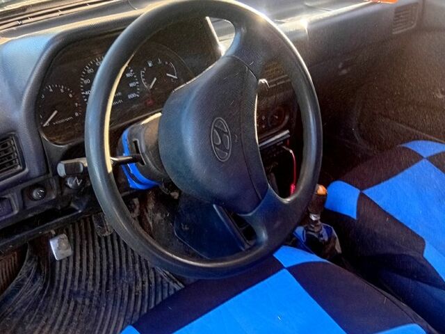 Серый Хендай Пони, объемом двигателя 1.5 л и пробегом 0 тыс. км за 600 $, фото 1 на Automoto.ua