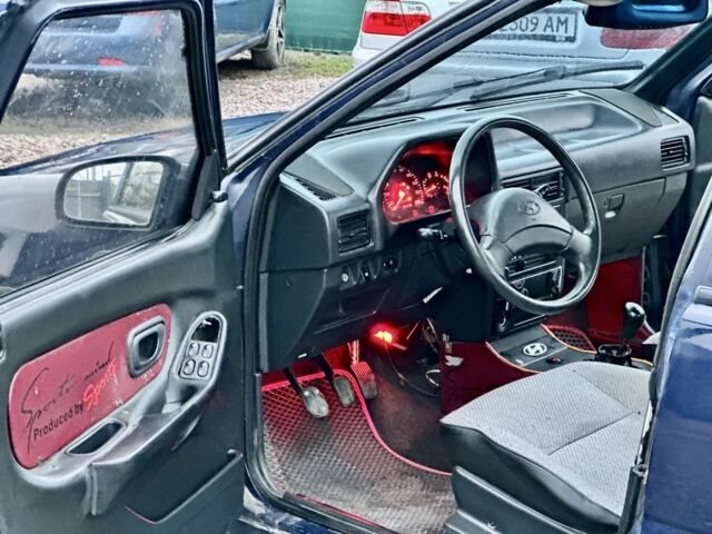 Синій Хендай Поні, об'ємом двигуна 1.5 л та пробігом 221 тис. км за 1200 $, фото 15 на Automoto.ua