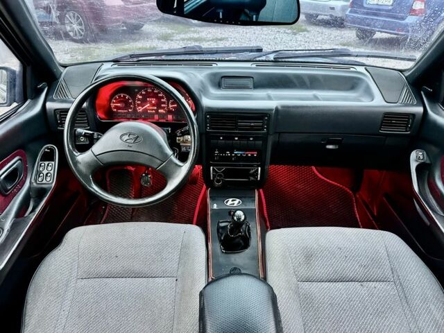 Синій Хендай Поні, об'ємом двигуна 1.5 л та пробігом 221 тис. км за 1200 $, фото 21 на Automoto.ua