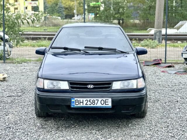 Синій Хендай Поні, об'ємом двигуна 1.5 л та пробігом 221 тис. км за 1200 $, фото 1 на Automoto.ua