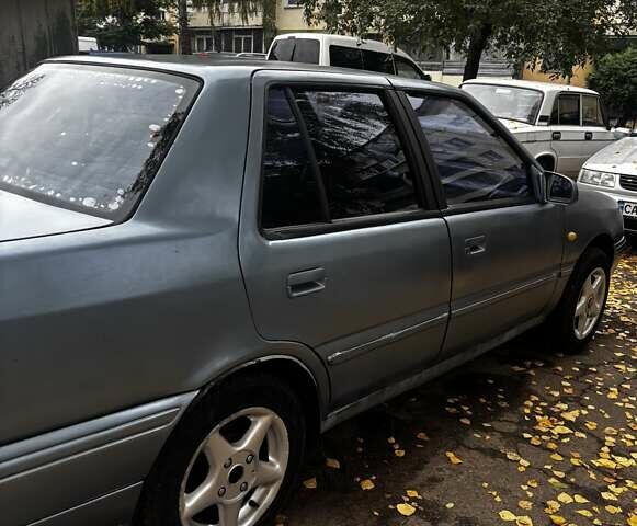 Синій Хендай Поні, об'ємом двигуна 1.5 л та пробігом 316 тис. км за 1300 $, фото 2 на Automoto.ua