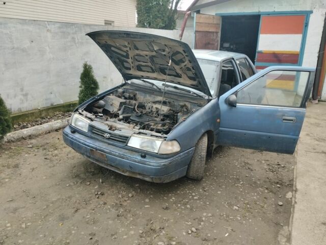 Синий Хендай Пони, объемом двигателя 1 л и пробегом 228 тыс. км за 600 $, фото 4 на Automoto.ua