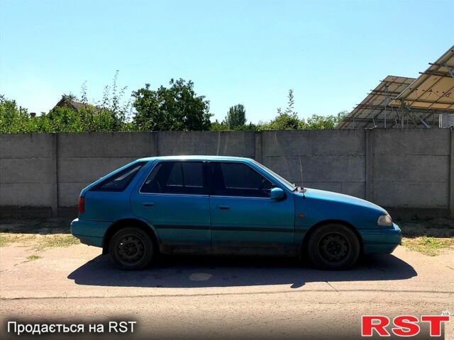 Зелений Хендай Поні, об'ємом двигуна 1.5 л та пробігом 250 тис. км за 840 $, фото 3 на Automoto.ua