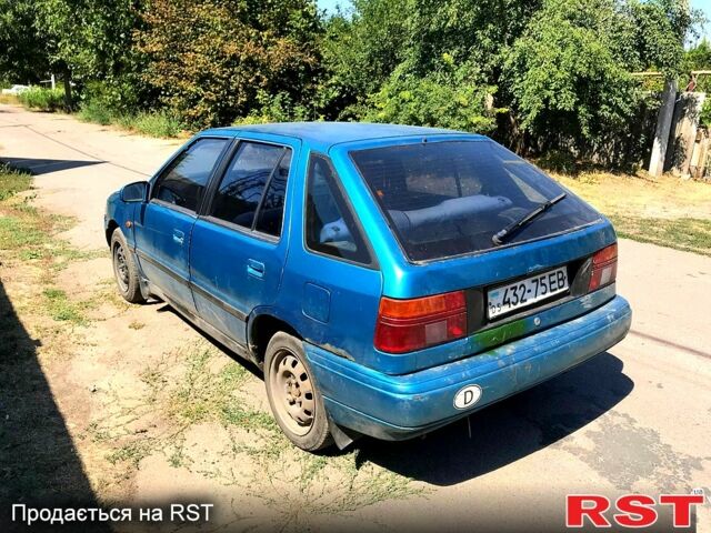 Зелений Хендай Поні, об'ємом двигуна 1.5 л та пробігом 250 тис. км за 840 $, фото 4 на Automoto.ua