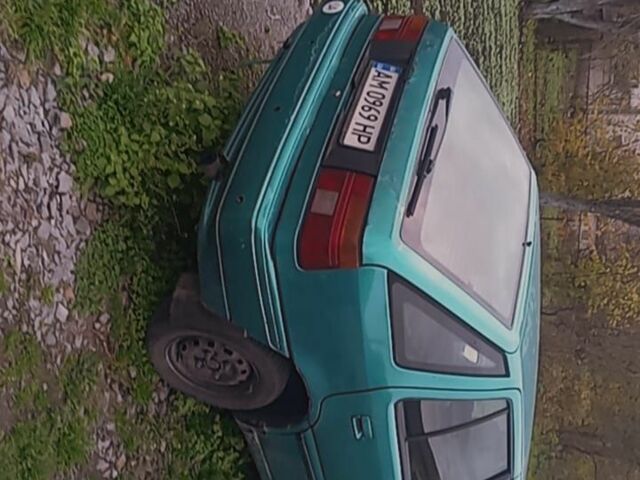 Зеленый Хендай Пони, объемом двигателя 1.5 л и пробегом 309 тыс. км за 1300 $, фото 3 на Automoto.ua