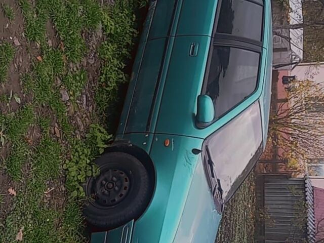 Зеленый Хендай Пони, объемом двигателя 1.5 л и пробегом 309 тыс. км за 1300 $, фото 1 на Automoto.ua