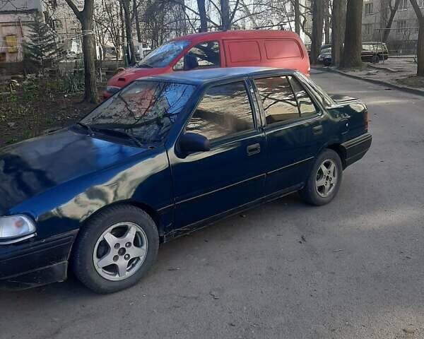 Зеленый Хендай Пони, объемом двигателя 1.6 л и пробегом 567 тыс. км за 1200 $, фото 3 на Automoto.ua