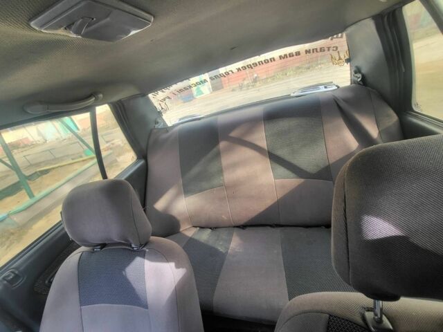 Зеленый Хендай Пони, объемом двигателя 1.5 л и пробегом 42 тыс. км за 1800 $, фото 6 на Automoto.ua