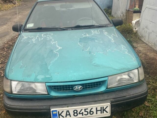 Зеленый Хендай Пони, объемом двигателя 1.5 л и пробегом 230 тыс. км за 1100 $, фото 2 на Automoto.ua