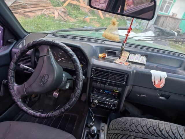 Зелений Хендай Поні, об'ємом двигуна 0 л та пробігом 444 тис. км за 480 $, фото 3 на Automoto.ua