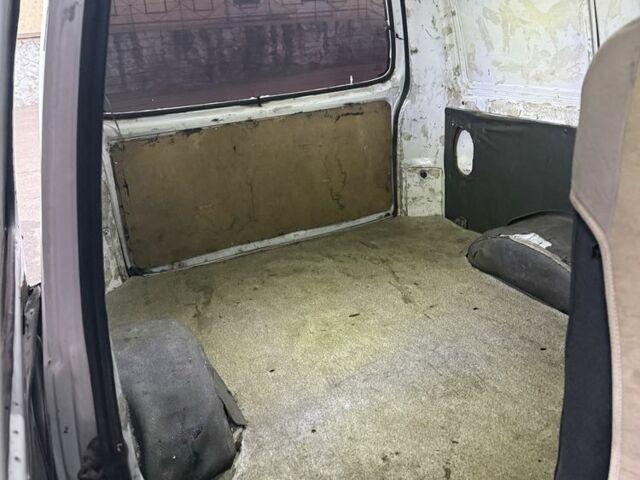 Белый Хендай Портер, объемом двигателя 2.5 л и пробегом 330 тыс. км за 1500 $, фото 7 на Automoto.ua