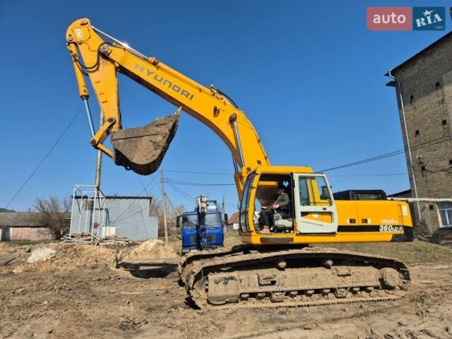 Желтый Хендай Робекс, объемом двигателя 8.3 л и пробегом 16 тыс. км за 47600 $, фото 4 на Automoto.ua