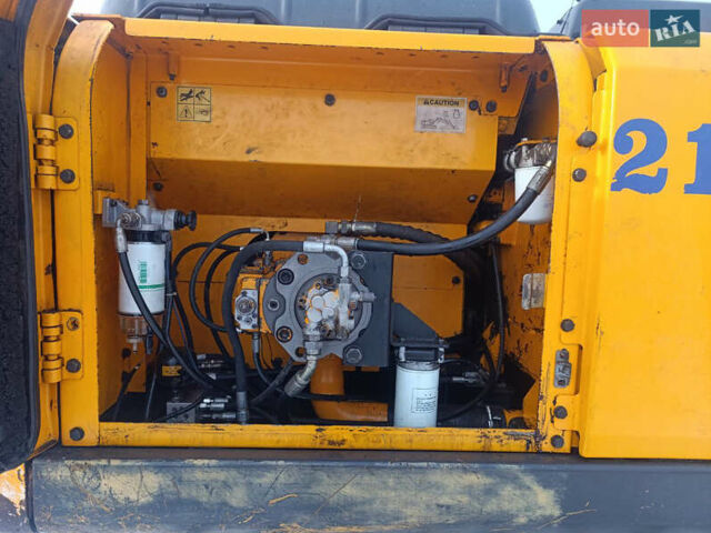 Желтый Хендай Робекс, объемом двигателя 0 л и пробегом 0 тыс. км за 53000 $, фото 7 на Automoto.ua