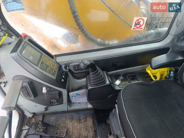 Желтый Хендай Робекс, объемом двигателя 0 л и пробегом 0 тыс. км за 53000 $, фото 5 на Automoto.ua