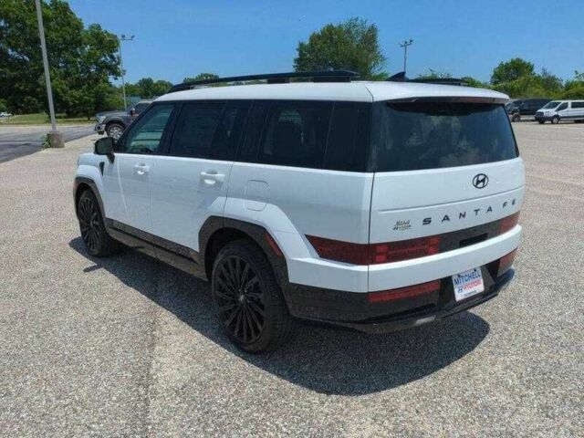 Белый Хендай Санта Фе, объемом двигателя 2.5 л и пробегом 11 тыс. км за 15200 $, фото 2 на Automoto.ua