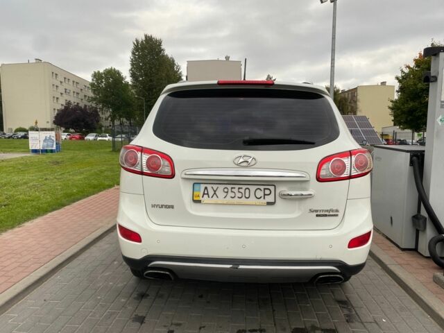 Хендай Санта Фе 2012 в Харькове на Automoto.ua Белый Хендай Санта Фе, объемом двигателя 2.2 л и пробегом 159 тыс. км за 14003 $, фото 5 на Automoto.ua