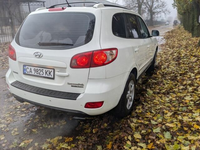 Белый Хендай Санта Фе, объемом двигателя 2.2 л и пробегом 265 тыс. км за 5200 $, фото 3 на Automoto.ua