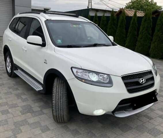 Білий Хендай Санта Фе, об'ємом двигуна 2.2 л та пробігом 247 тис. км за 12500 $, фото 8 на Automoto.ua