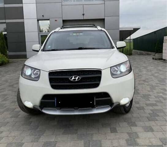 Білий Хендай Санта Фе, об'ємом двигуна 2.2 л та пробігом 247 тис. км за 12500 $, фото 6 на Automoto.ua