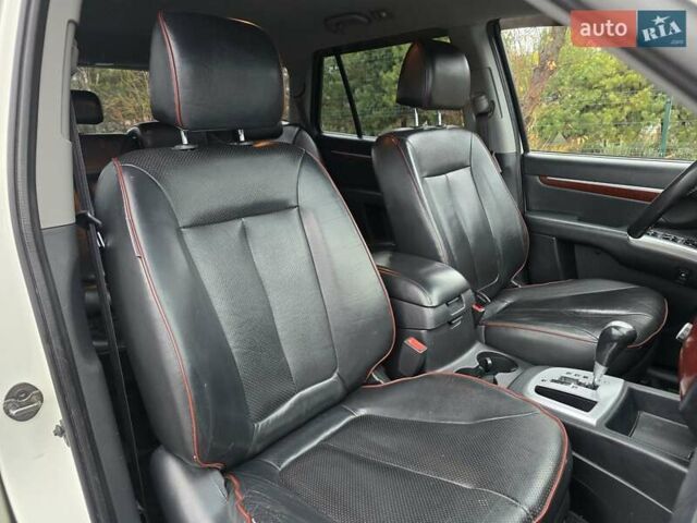 Белый Хендай Санта Фе, объемом двигателя 2.19 л и пробегом 269 тыс. км за 8999 $, фото 38 на Automoto.ua