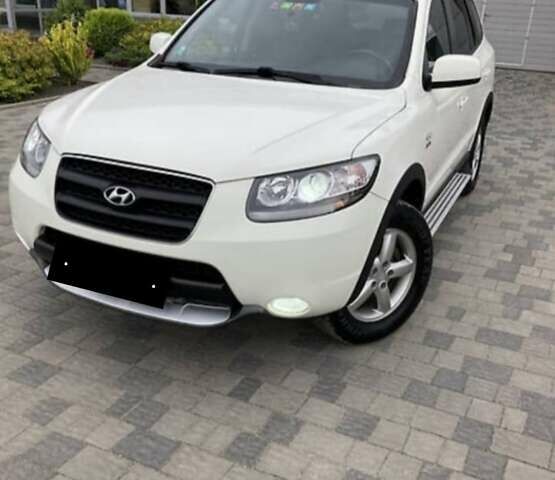 Білий Хендай Санта Фе, об'ємом двигуна 2.2 л та пробігом 247 тис. км за 12500 $, фото 2 на Automoto.ua