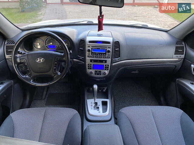 Білий Хендай Санта Фе, об'ємом двигуна 2.2 л та пробігом 162 тис. км за 11400 $, фото 13 на Automoto.ua
