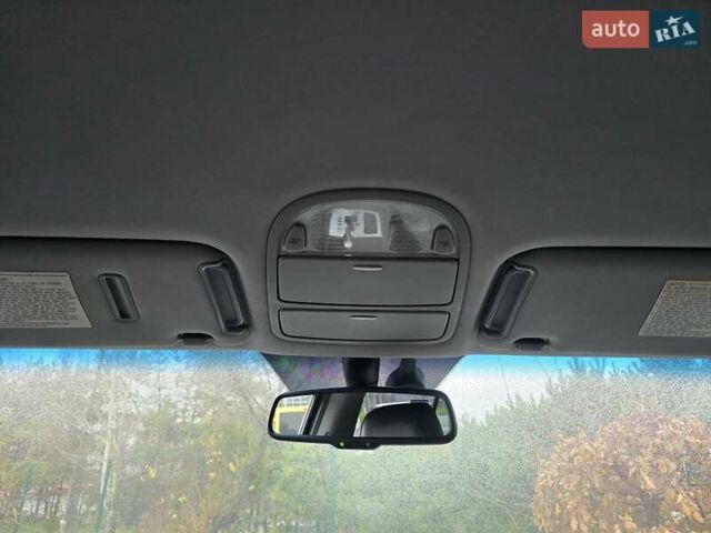 Белый Хендай Санта Фе, объемом двигателя 2.19 л и пробегом 269 тыс. км за 8999 $, фото 17 на Automoto.ua