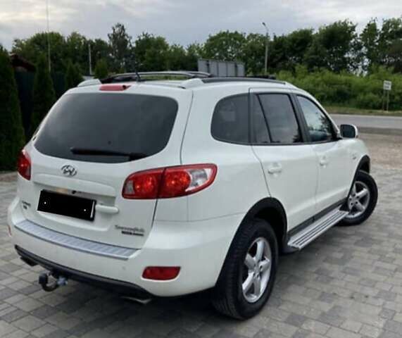 Білий Хендай Санта Фе, об'ємом двигуна 2.2 л та пробігом 247 тис. км за 12500 $, фото 9 на Automoto.ua