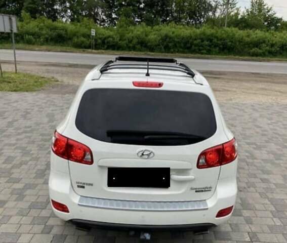 Білий Хендай Санта Фе, об'ємом двигуна 2.2 л та пробігом 247 тис. км за 12500 $, фото 11 на Automoto.ua