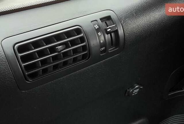 Белый Хендай Санта Фе, объемом двигателя 2.19 л и пробегом 269 тыс. км за 8999 $, фото 51 на Automoto.ua