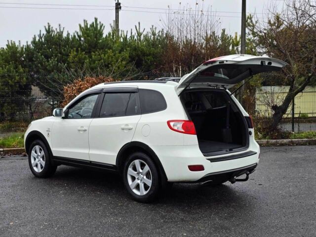 Белый Хендай Санта Фе, объемом двигателя 2.19 л и пробегом 269 тыс. км за 8999 $, фото 22 на Automoto.ua