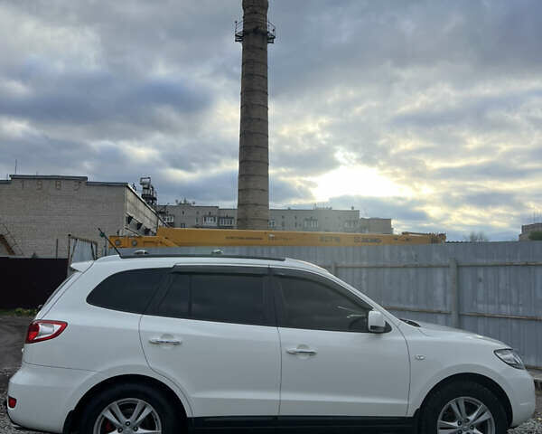 Білий Хендай Санта Фе, об'ємом двигуна 2.2 л та пробігом 259 тис. км за 11000 $, фото 5 на Automoto.ua