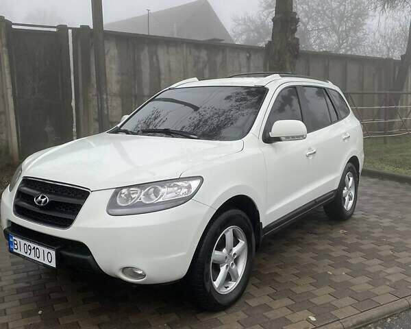 Белый Хендай Санта Фе, объемом двигателя 2.19 л и пробегом 290 тыс. км за 10700 $, фото 3 на Automoto.ua